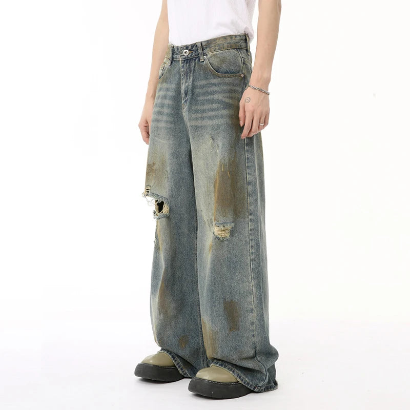 Worn-out Loose Fit Jeans